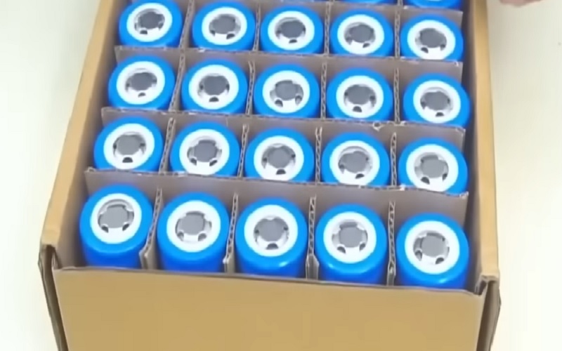 リチウムイオン電池の仕組みとは？