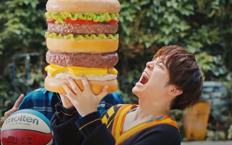 内田雄馬の魅力に迫る！彼の声優・音楽活動について